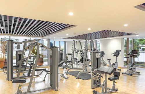 Downtown Dubai Villa | 1BR in Business Bay near Burj Khalifa & Dubai Mall with Pool & Gym Access
