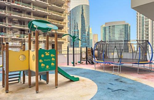 Downtown Dubai Villa | 1BR in Business Bay near Burj Khalifa & Dubai Mall with Pool & Gym Access
