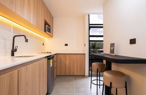 San Diego Apartamento | 1BR in Poblado w/Jacuzzi & Cowork