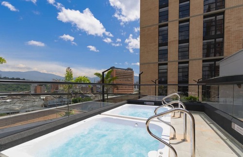 San Diego Apartamento | 1BR in Poblado w/Jacuzzi & Cowork