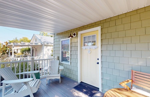 Lower Township Casa | 1BR King Bed Sofa Bed Sleeps 4 POOL - 11
