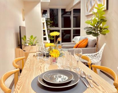 Bonifacio Global City Apartamento | 1BR Luxury unit in Uptown Parksuites -Walking distance to Malls