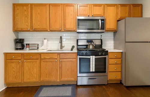 Ravenswood Manor Apartamento | 1BR Serene and Cozy Chicago Apt!