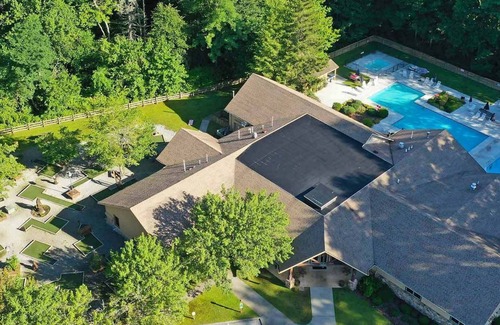 Sapphire Condominio | 1br Suite Condo Family Fun, Skiing, Golf, Boating