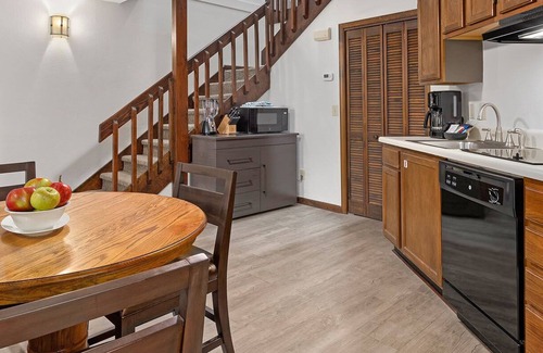 Sapphire Condominio | 1br Suite Condo Family Fun, Skiing, Golf, Boating