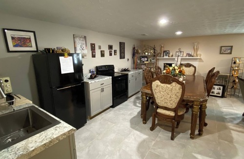 Cliftondale Apartamento | 1BR Suite w/Kitchen, Patio ATL