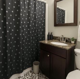 Bowmanville Apartamento | 1BR Vibrant Apt in Lincoln Sqr - Foster 2S