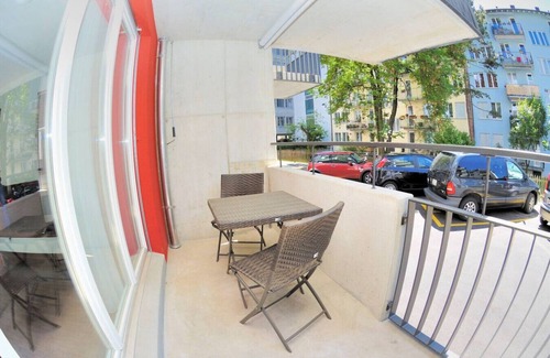 Seefeld Apartamento | 1BR with balcony near lake - Flower 1