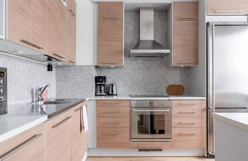 Tampere Apartamento | 1BR with Sauna, Rooftop Terrace & Amazing Views