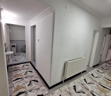 Bornova Apartamento | 1Ege üniversitesi ve hastanesine çok yakın aileye