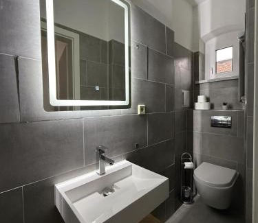Freiimfelde - Kanenaer Weg Apartamento | 1G LV 6-Zimmer-Apartment Hbf Halle