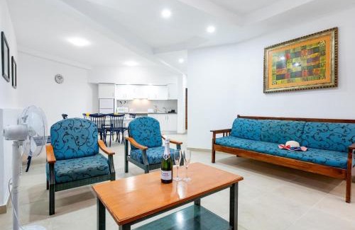 San Eugenio Apartamento | 1H. Cozy Las Flores with Pool