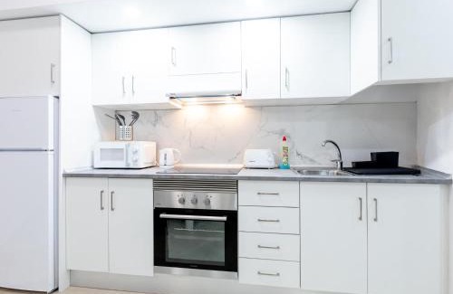San Eugenio Apartamento | 1H. Cozy Las Flores with Pool