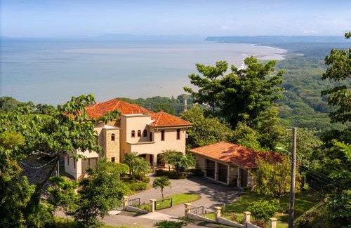 Tárcoles Casa | 1hr Sjo Airport-ocean Views-gated Beachclub-pool