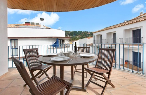 Llafranc Apartamento | 1KIM 01 - Bonito apartamento situado en el centro de Llafranc, a tan sólo 50m de la playa.