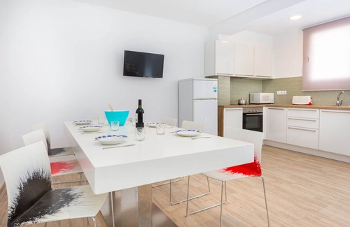 Llafranc Apartamento | 1SICA 01 - Espacioso y moderno apartamento totalmente renovado en planta baja situado en el centro de Llafranc, sólo 100m de la playa
