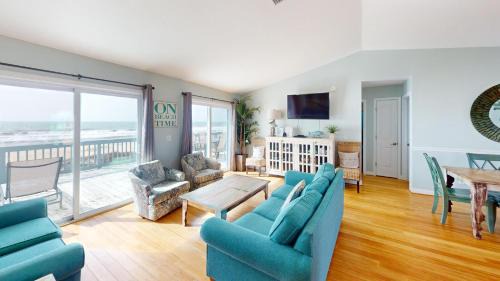 St. George Island Casa | 1st Ashore-Beachfront-Pet Friendly