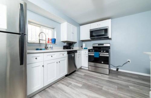Central Northside Apartamento | 1st Floor - Free Parking - Washer & Dryer - AGH