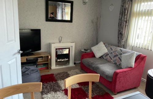 Brean Apartamento | 1st Floor Hillview 2 bedroomed Central Location No pets