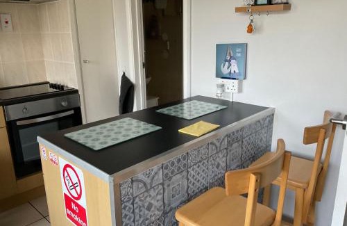 Brean Apartamento | 1st Floor Hillview 2 bedroomed Central Location No pets