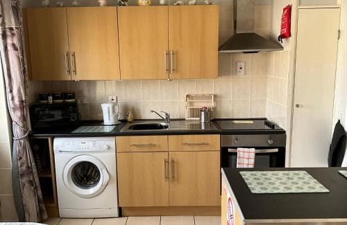 Brean Apartamento | 1st Floor Hillview 2 bedroomed Central Location No pets