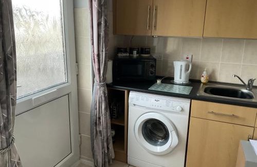Brean Apartamento | 1st Floor Hillview 2 bedroomed Central Location No pets