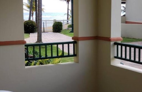 Solimar Apartamento | 1st Level Unit Steps to Beach- Cold Air Conditioner at Poza del Mar Luquillo