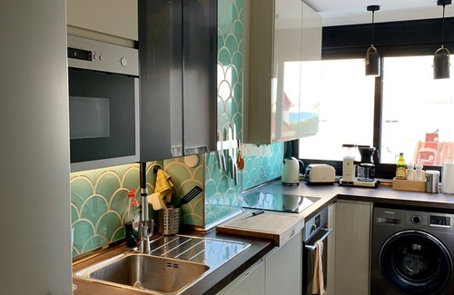 Torre del Mar Apartamento | Elegante apartamento con vista al mar en primera linea