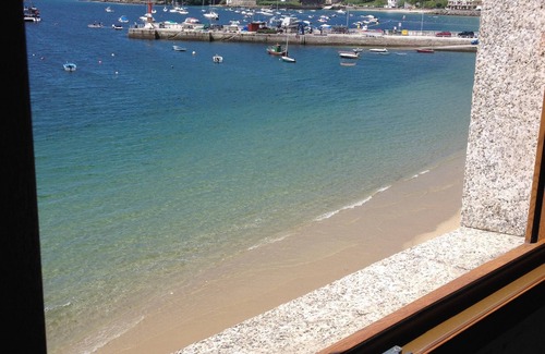 Raxo Apartamento | 1ª linea de Playa en Raxó a 5 minutos de Sanxenxo
