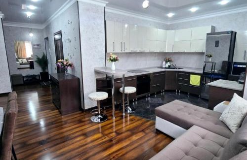 Shymkent Apartamento | 2х-ком Люкс Желтоксан 17а - 6й этаж лифт есть