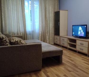 Kharkiv Apartamento | 2 к квартира между двумя станциями метро Студенческая и Академика Павлова