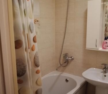 Kharkiv Apartamento | 2 к квартира между двумя станциями метро Студенческая и Академика Павлова