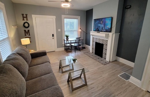 Dayton Casa | 2.0 Cozy 2Bed/1Bath Duplex in Downtown Dayton