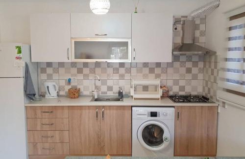 Kadnlar Denizi Mahallesi Apartamento | 2+1 Apartm with Garden + balcony , at Ladies beach