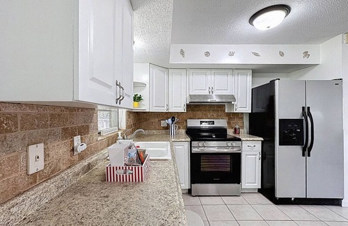 Crystal River Casa | 2/1 Home in Beautiful Crystal River