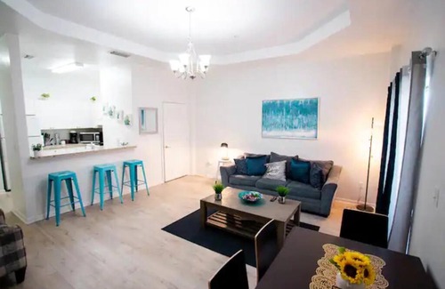 Edgewater Apartamento | 2/2.5 Miami Apartment,7 mins Airport, 20 min Beach