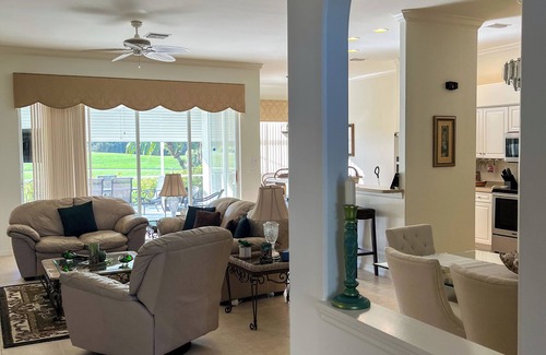 Heritage Palms Villa | 2/2 + Den VILLA in Heritage Palms - Fairways & Relaxation Await!