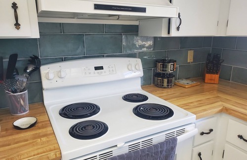 Port Charlotte Condominio | 2/2 Spacious Condo 15 min away from Gulf Coast Beaches