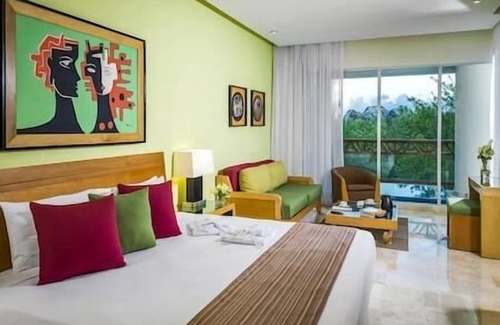 Villa Juarez Hotel | 2/2 The Grand Mayan Riviera Maya-Playa del Carmen!