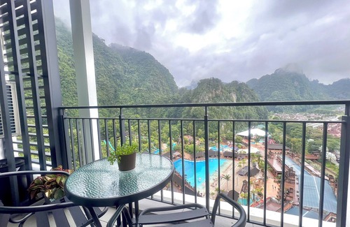 Ulu Kinta Condominio | [2-8 guests] Alpaca Onsen Suite Lost world of Tambun Sunway Onsen