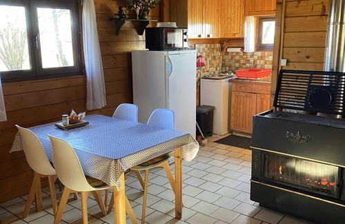 Chaume-et-Courchamp Chalet De Esquí | 2-bedroom house near Dijon and Beaune with 360° views of nature.