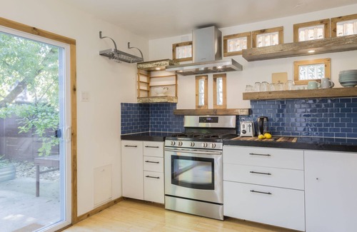 Dawson Casa | ¡Vive en el verdadero Austin! Tranquilo, pero cerca de todo.