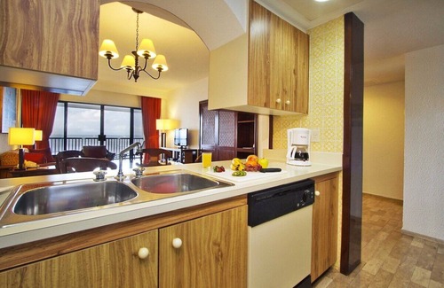 Zona Hotelera Complejo | 2 bd 2 bath 2 level beach/oceanfront Villa, sleeps 6 turquoise paradise