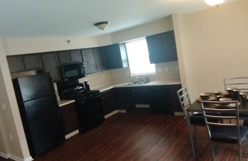 Northeast South Bend Apartamento | 2 bd 2 baños Suite amueblada 1 milla de Notre Dame