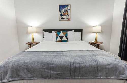 Frisco Apartamento | 2 BD Luxe Oasis, Near The Star and Shops
