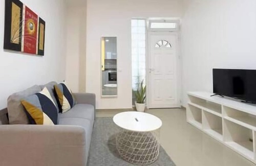 Terra Branca Apartamento | 2 bdr cozy apt in Terra Branca, Free Wifi - LCGR