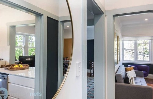 Woollahra Apartamento | 2 Bdrm Art Deco Apt, Stroll To Bondi Junction