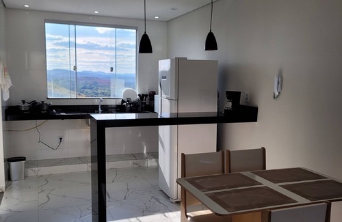 Fabricas Apartamento | 2 bedroom apartment with garage