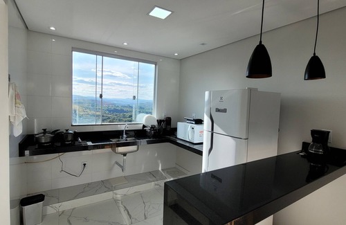 Fabricas Apartamento | 2 bedroom apartment with garage