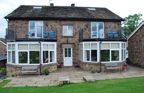 Whaley Bridge Cabaña | 2 bedroom accommodation in Whaley Bridge near Buxton